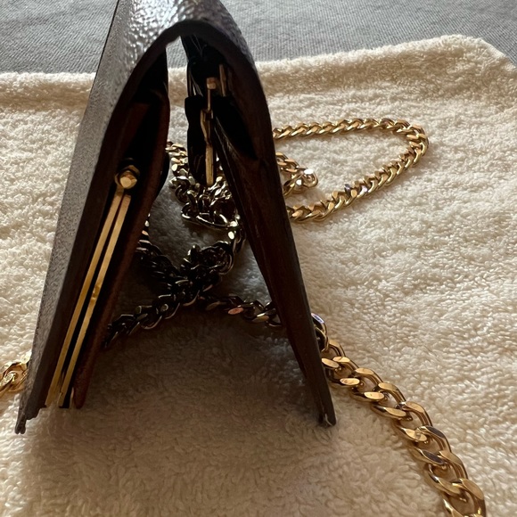 Luis Vuitton Authentic Long Vintage Kiss-lock Bifold Wallet - Picture 6 of 16